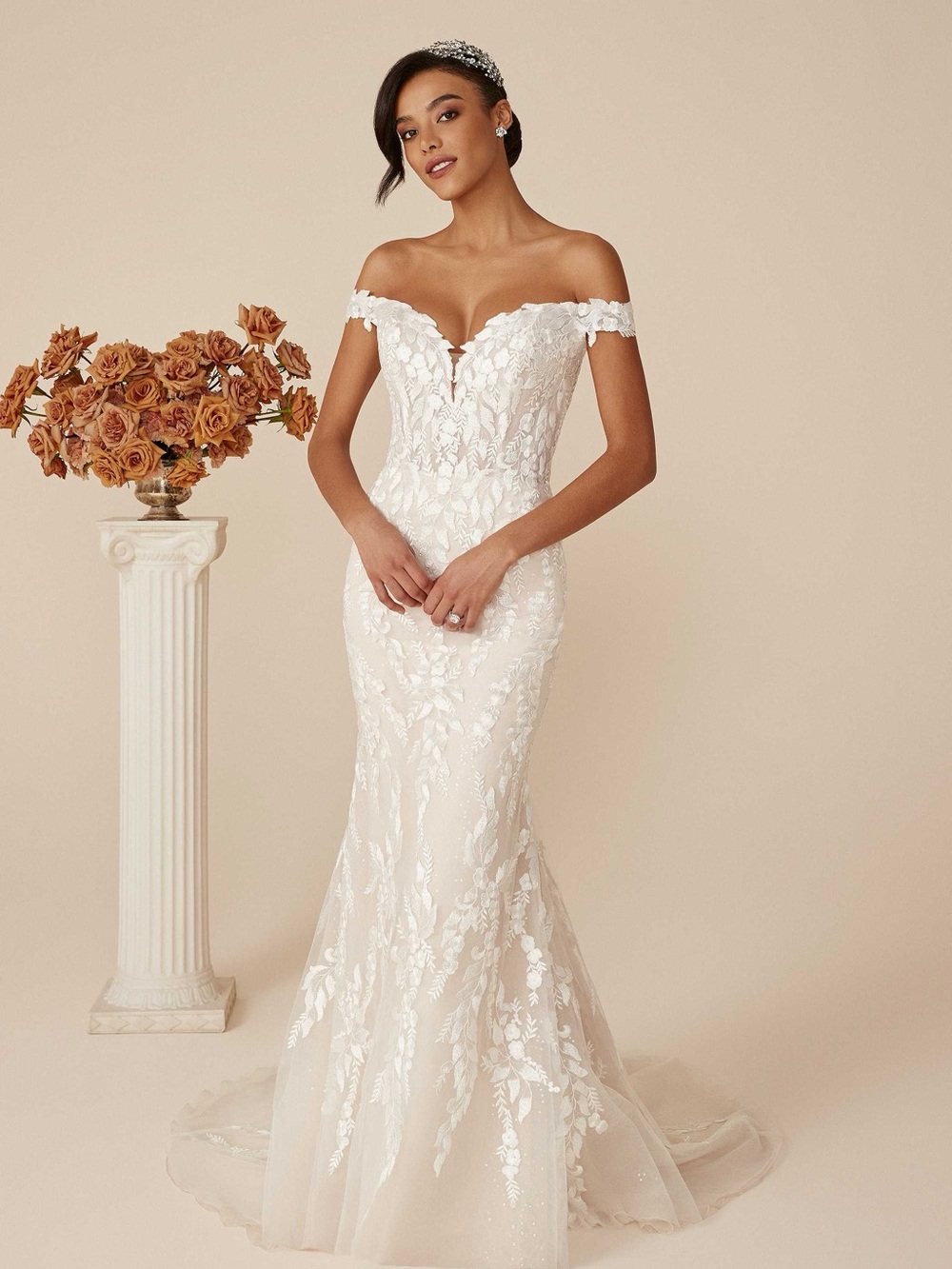 Justin Alexander Off-the-Shoulder Lace Mermaid Wedding Gown in Ivory